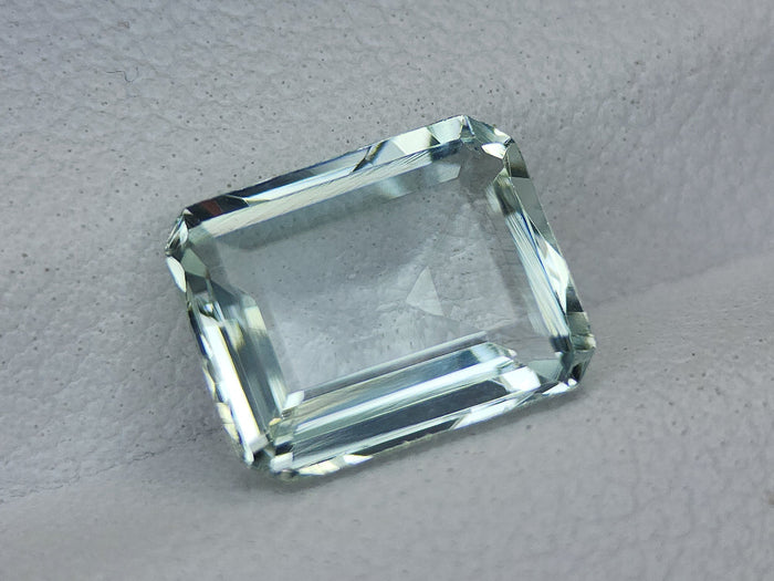 2.29ct natural aquamarine stone igcga03 - imaangems