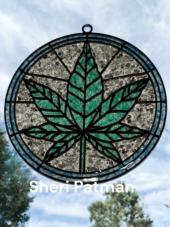 BULK Style 249 Round Hemp Leaf Laser Cut Outline Frame Blank