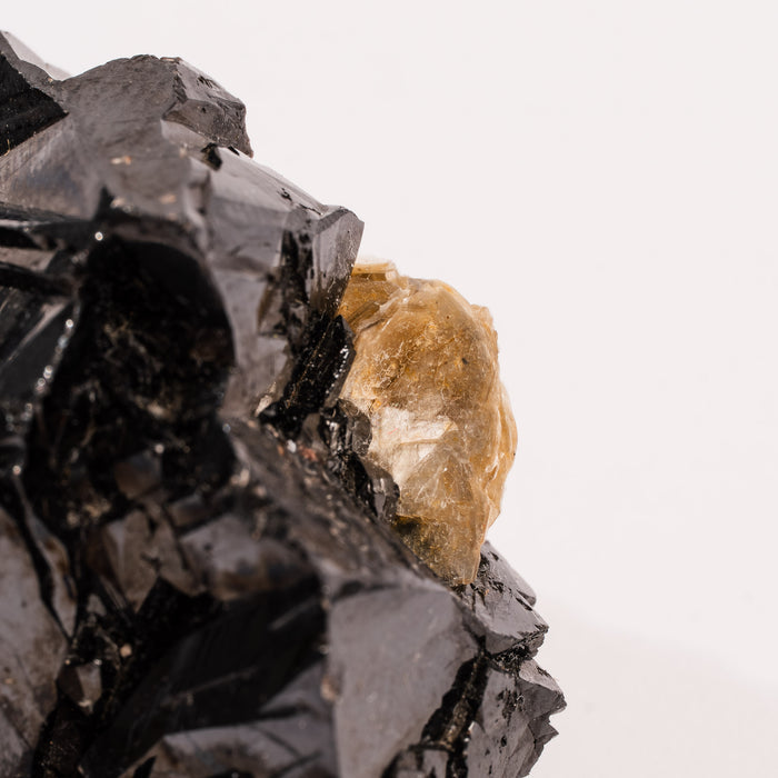 Cassiterite on Mica
