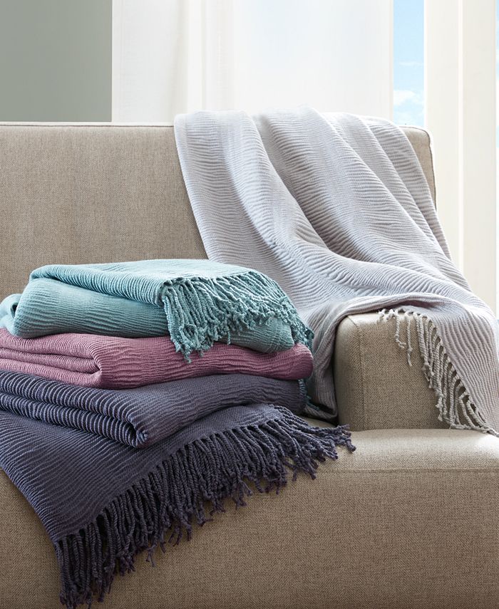 INK+IVY Reeve 50”x 60” Ruched Throw, Aqua.