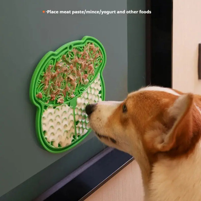 Pet Lick Mat – Suction Slow Feeder for Dogs & Cats