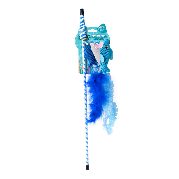The Quirky Kitty Cool Shark Wand is an interactive cooling cat toy with catnip, packaged on cardboard and branded by Quirky Kitty.