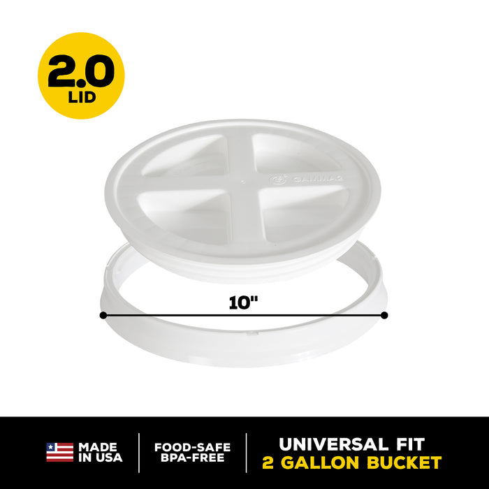 Image of a white, round lid called Vittles Vault 2.0 Replacement Lid, 10 in diameter, ideal for Vittles Vault or other food containers. Features: Made in USA, Food-Safe, BPA-Free, Universal Fit for 2 Gallon Bucket. Displayed apart from the rim.